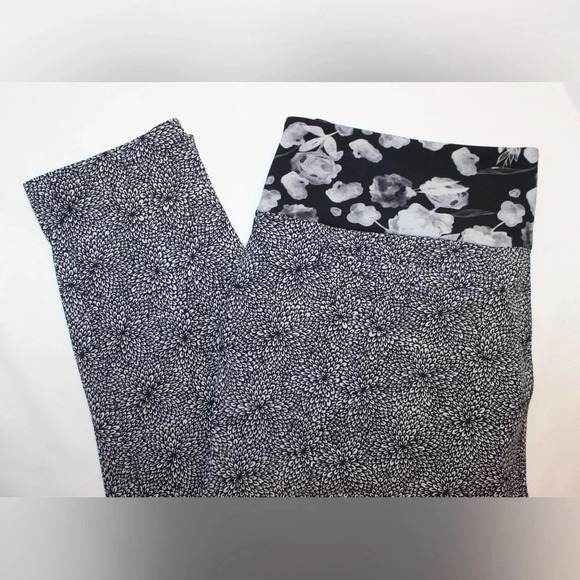 Lululemon Departure Floral Pants Size 8 - Picture 1 of 12